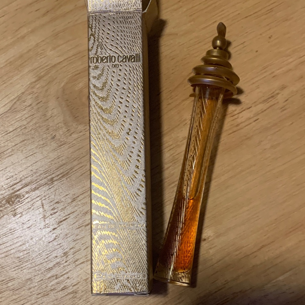 🎉SALE🎉 Roberto Cavalli Gold and Amber Perfume Bottle